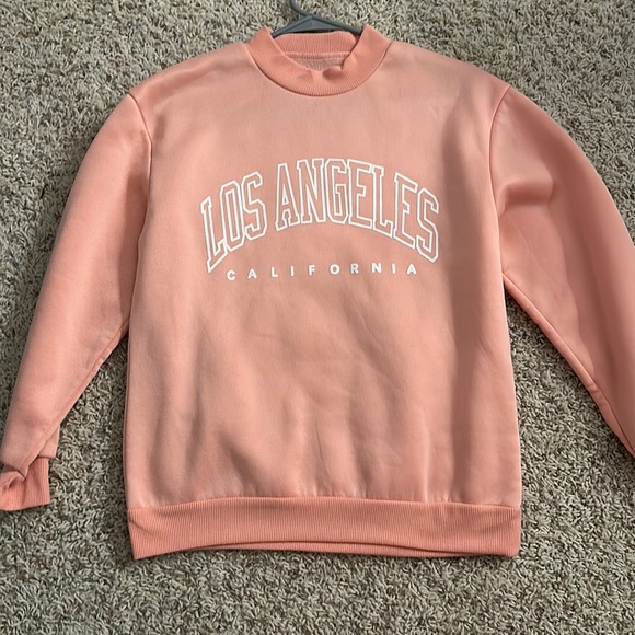 LA Crewneck - Picture 1 of 2